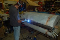27 Keith - Welding Lid Seal 2.JPG