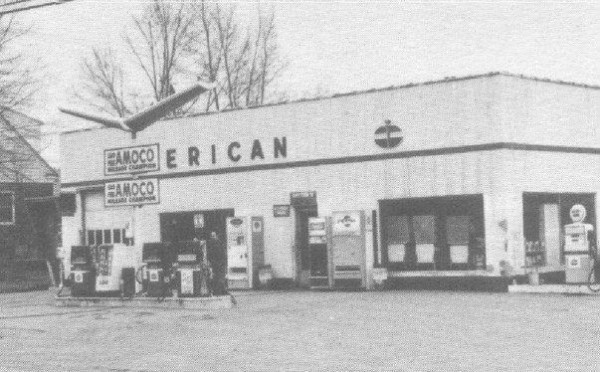 Dayton's Amaco Station 1969.jpg