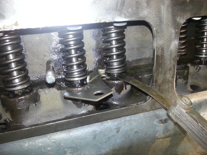 Valve Adjustment 1.jpg