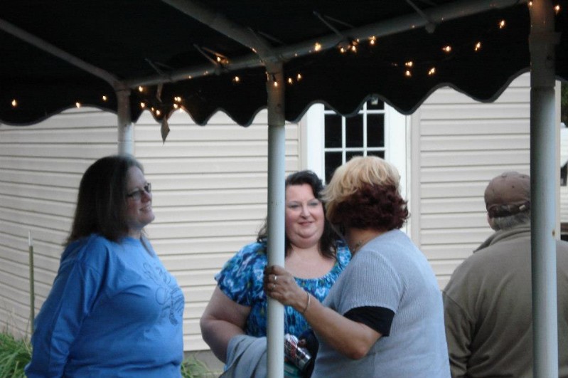 148828_4024247448713_754072552_n[1].jpg